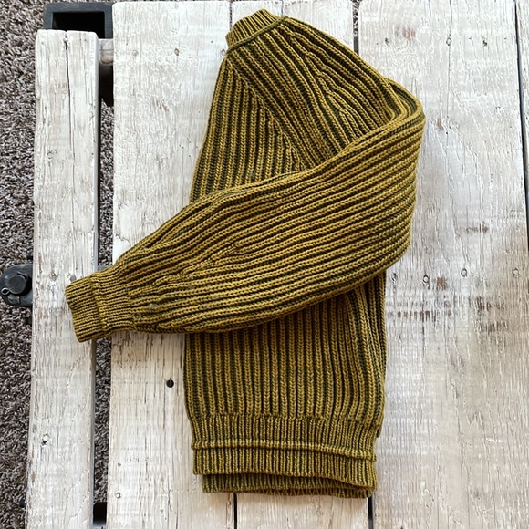 J. Crew Olive Green Sweater - Picture 5 of 5